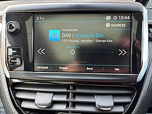 Used 2019 Peugeot 2008 GT Line Grey - Interior and Exterior details 17