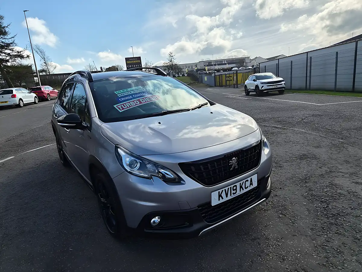 Used 2019 Peugeot 2008 GT Line Grey - Interior and Exterior details 4