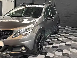 Used 2019 Peugeot 2008 GT Line Metallic Grey - Interior and Exterior details 5