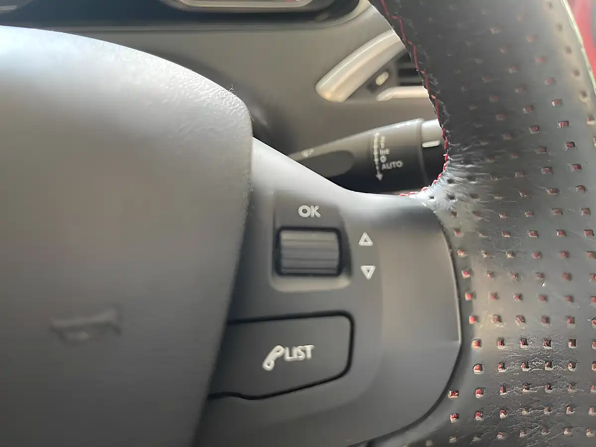 Used 2019 Peugeot 2008 GT Line Red - Interior and Exterior details 14