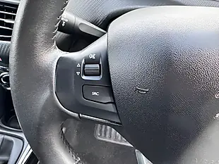 Used 2019 Peugeot 2008 Signature White - Interior and Exterior details 16