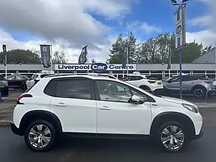 Used 2019 Peugeot 2008 Signature White - Interior and Exterior details 2