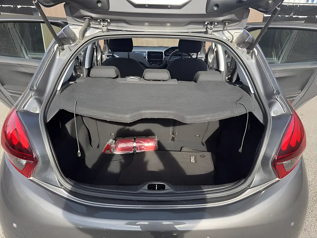 Used 2019 Peugeot 208 Active Grey - Interior and Exterior details 12