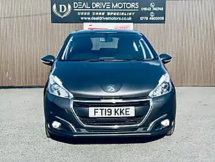 Used 2019 Peugeot 208 Active Grey - Interior and Exterior details 3