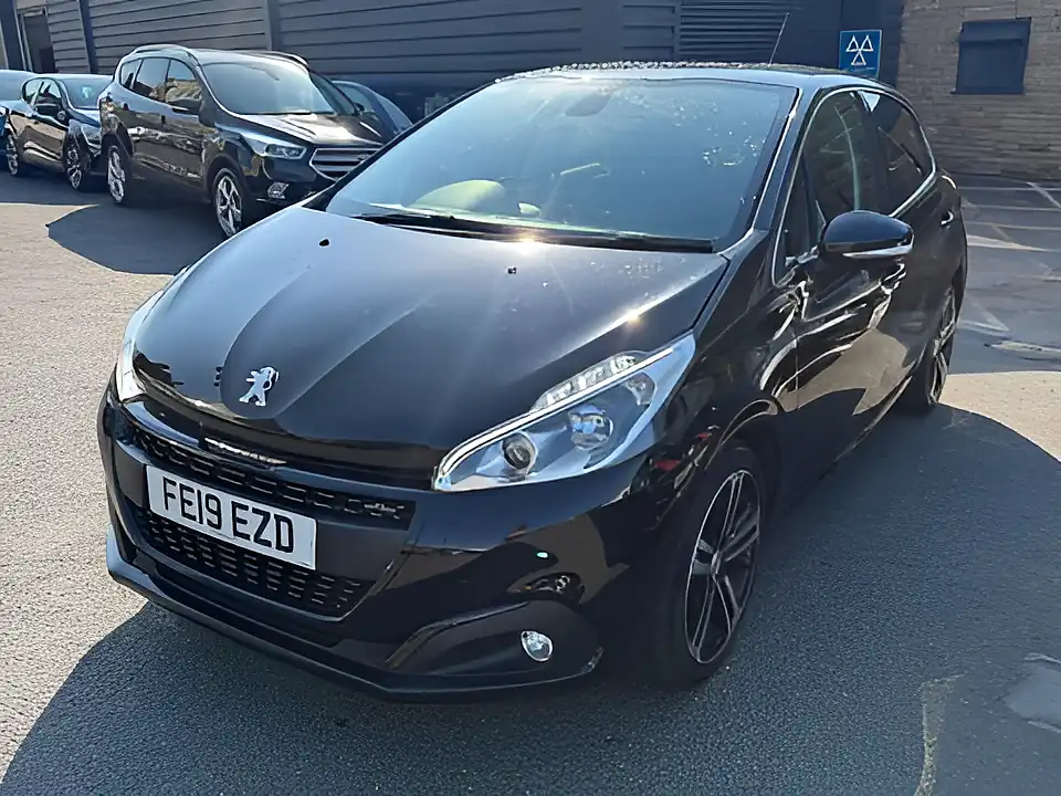 Used 2019 Peugeot 208 GT Line Black - Interior and Exterior details 3