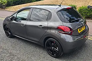 Used 2019 Peugeot 208 GT Line Grey - Interior and Exterior details 12