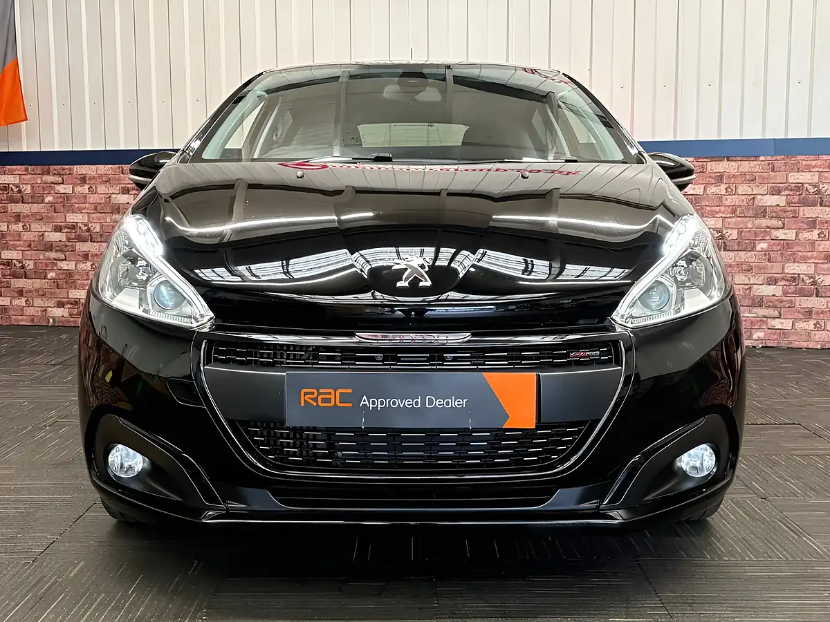 Used 2019 Peugeot 208 GT Line Nera Black - Interior and Exterior details 6