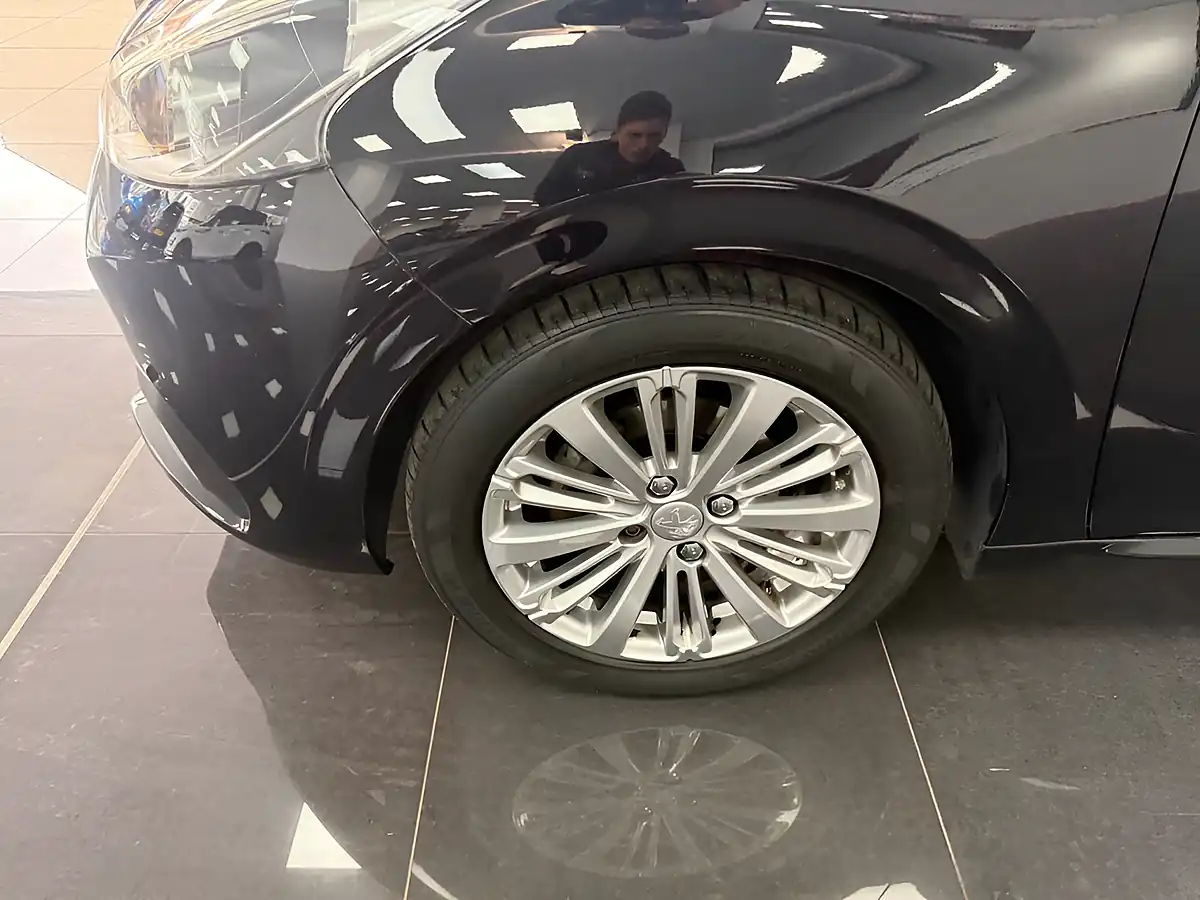 Used 2019 Peugeot 208 Signature Black - Interior and Exterior details 12