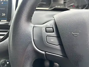 Used 2019 Peugeot 208 Signature Blue - Interior and Exterior details 17