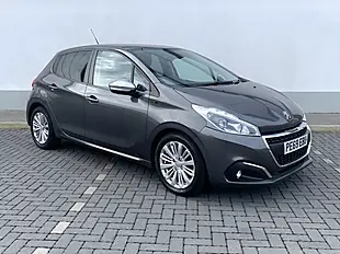 Used 2019 Peugeot 208 Signature Grey - Interior and Exterior details 3