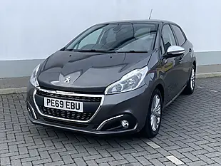 Used 2019 Peugeot 208 Signature Grey - Interior and Exterior details 7
