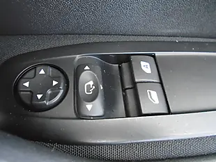 Used 2019 Peugeot 208 Signature Grey - Interior and Exterior details 15