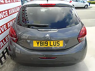 Used 2019 Peugeot 208 Signature Grey - Interior and Exterior details 6