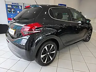 Used 2019 Peugeot 208 Tech Edition Black - Interior and Exterior details 10