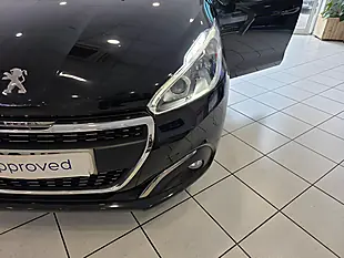 Used 2019 Peugeot 208 Tech Edition Black - Interior and Exterior details 6