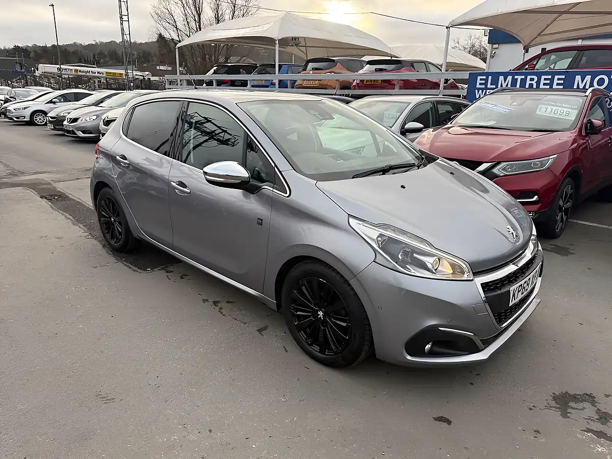 Used 2019 Peugeot 208 Tech Edition Grey - Interior and Exterior details 9