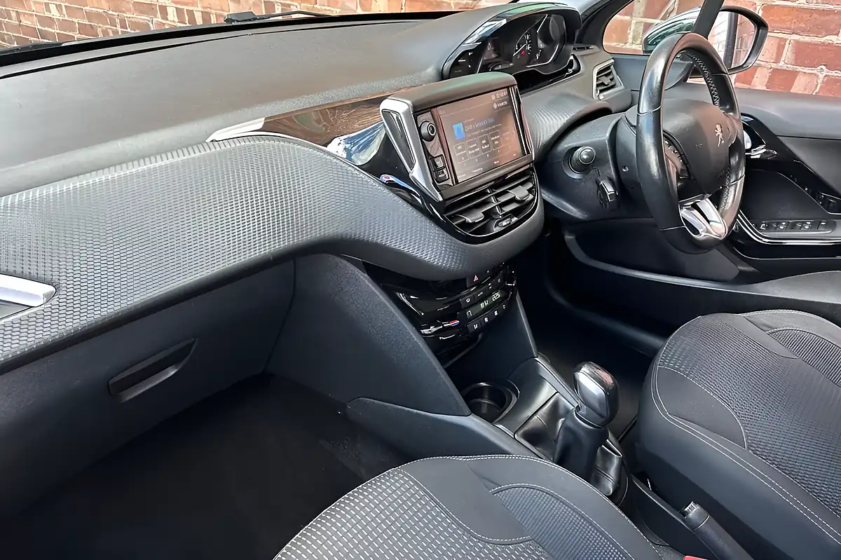 Used 2019 Peugeot 208 Tech Edition Grey - Interior and Exterior details 15