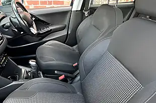 Used 2019 Peugeot 208 Tech Edition Grey - Interior and Exterior details 16