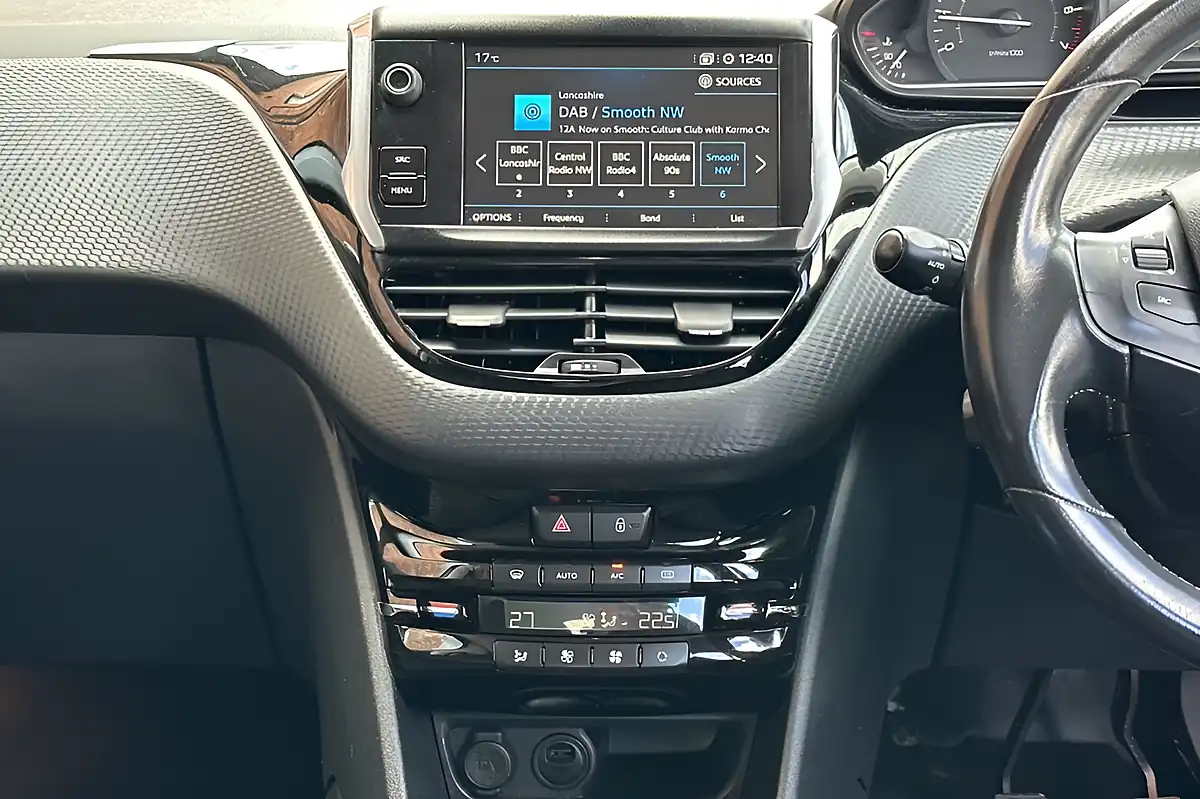 Used 2019 Peugeot 208 Tech Edition Grey - Interior and Exterior details 20