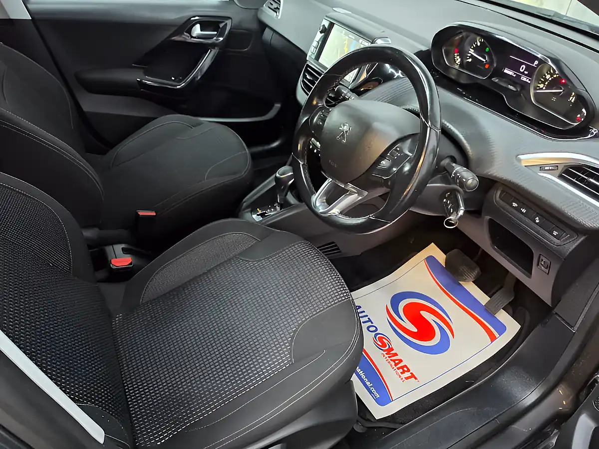 Used 2019 Peugeot 208 Tech Edition Grey - Interior and Exterior details 16