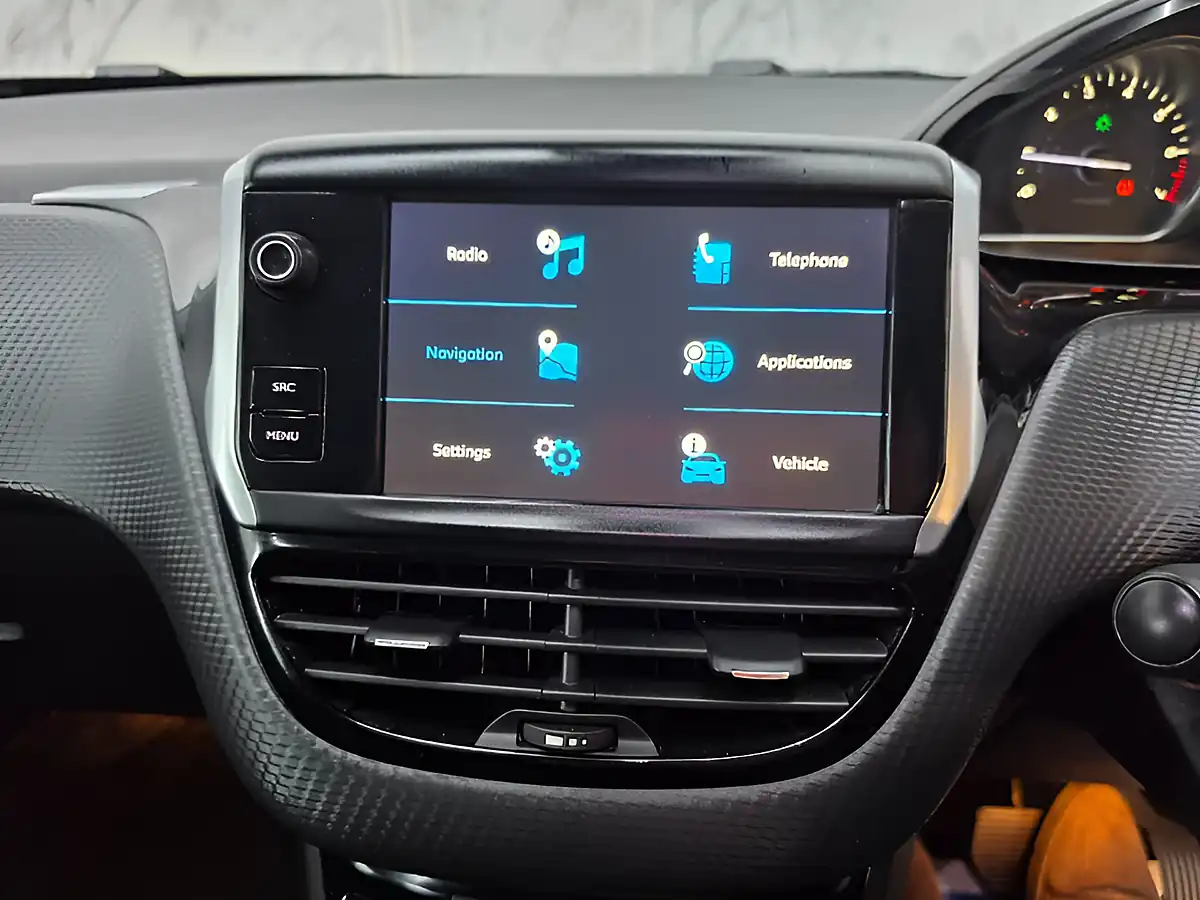 Used 2019 Peugeot 208 Tech Edition Grey - Interior and Exterior details 19
