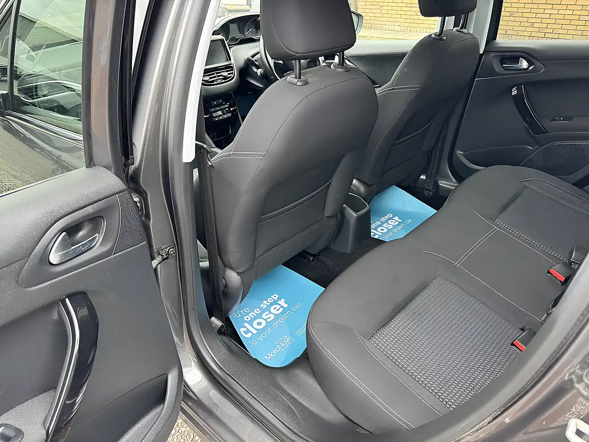 Used 2019 Peugeot 208 Tech Edition Grey - Interior and Exterior details 11