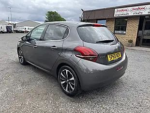 Used 2019 Peugeot 208 Tech Edition Grey - Interior and Exterior details 7