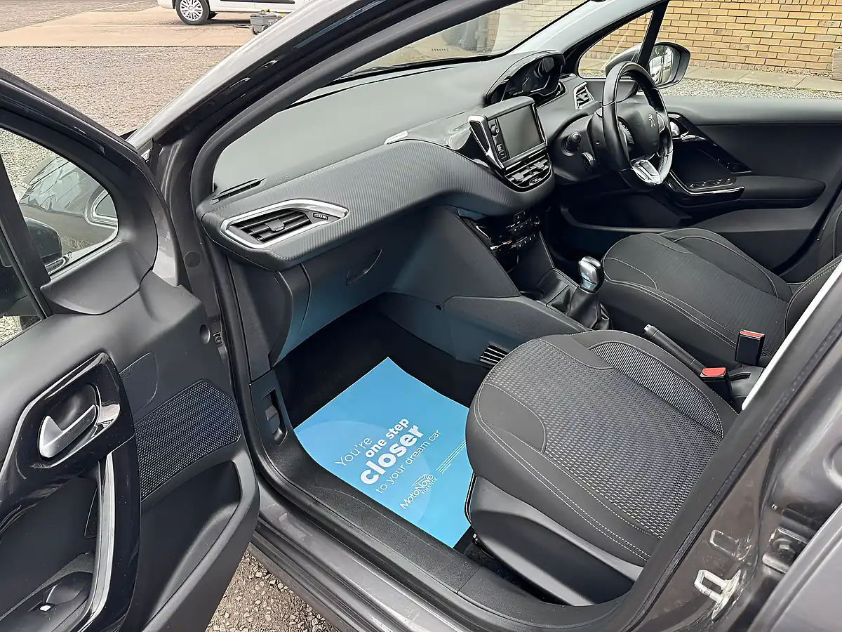 Used 2019 Peugeot 208 Tech Edition Grey - Interior and Exterior details 9