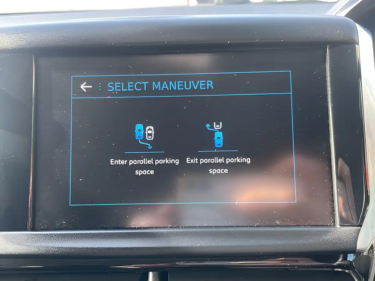 Used 2019 Peugeot 208 Tech Edition Grey - Interior and Exterior details 17