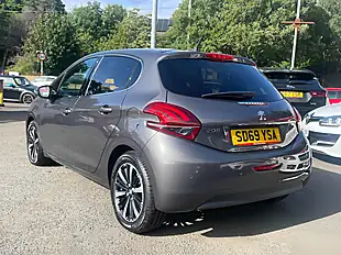 Used 2019 Peugeot 208 Tech Edition Grey - Interior and Exterior details 6