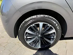 Used 2019 Peugeot 208 Tech Edition Grey - Interior and Exterior details 11