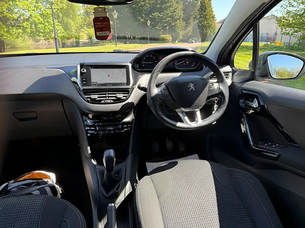 Used 2019 Peugeot 208 Tech Edition Grey - Interior and Exterior details 16