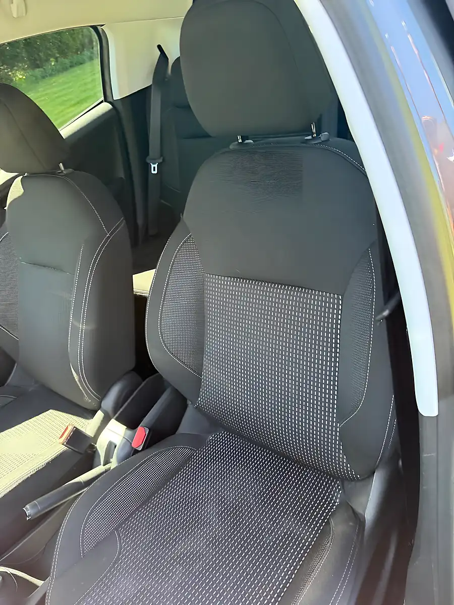 Used 2019 Peugeot 208 Tech Edition Grey - Interior and Exterior details 17