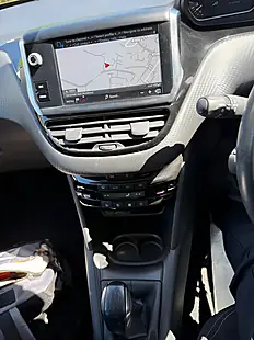 Used 2019 Peugeot 208 Tech Edition Grey - Interior and Exterior details 18