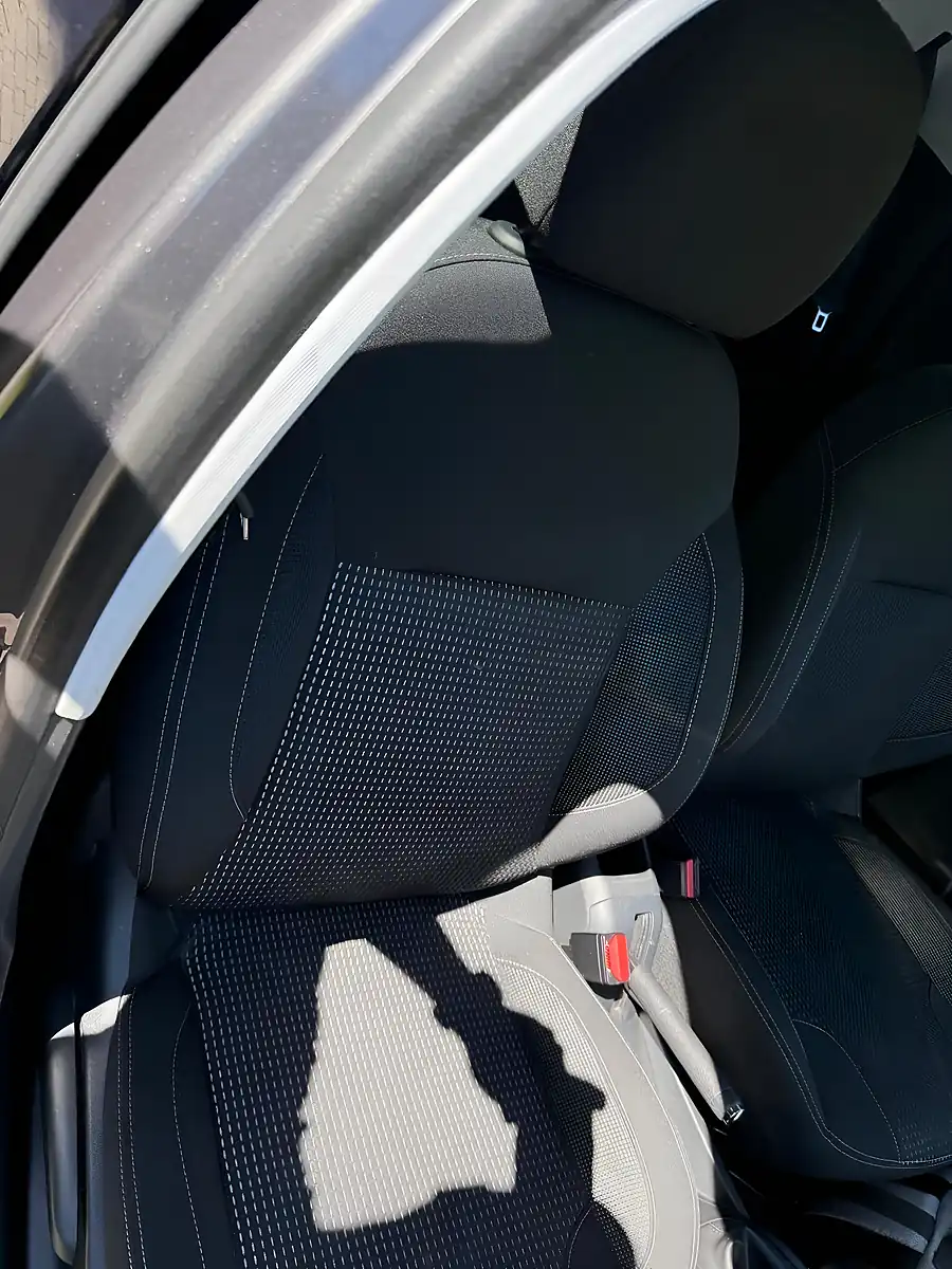 Used 2019 Peugeot 208 Tech Edition Grey - Interior and Exterior details 19