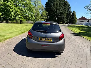 Used 2019 Peugeot 208 Tech Edition Grey - Interior and Exterior details 5
