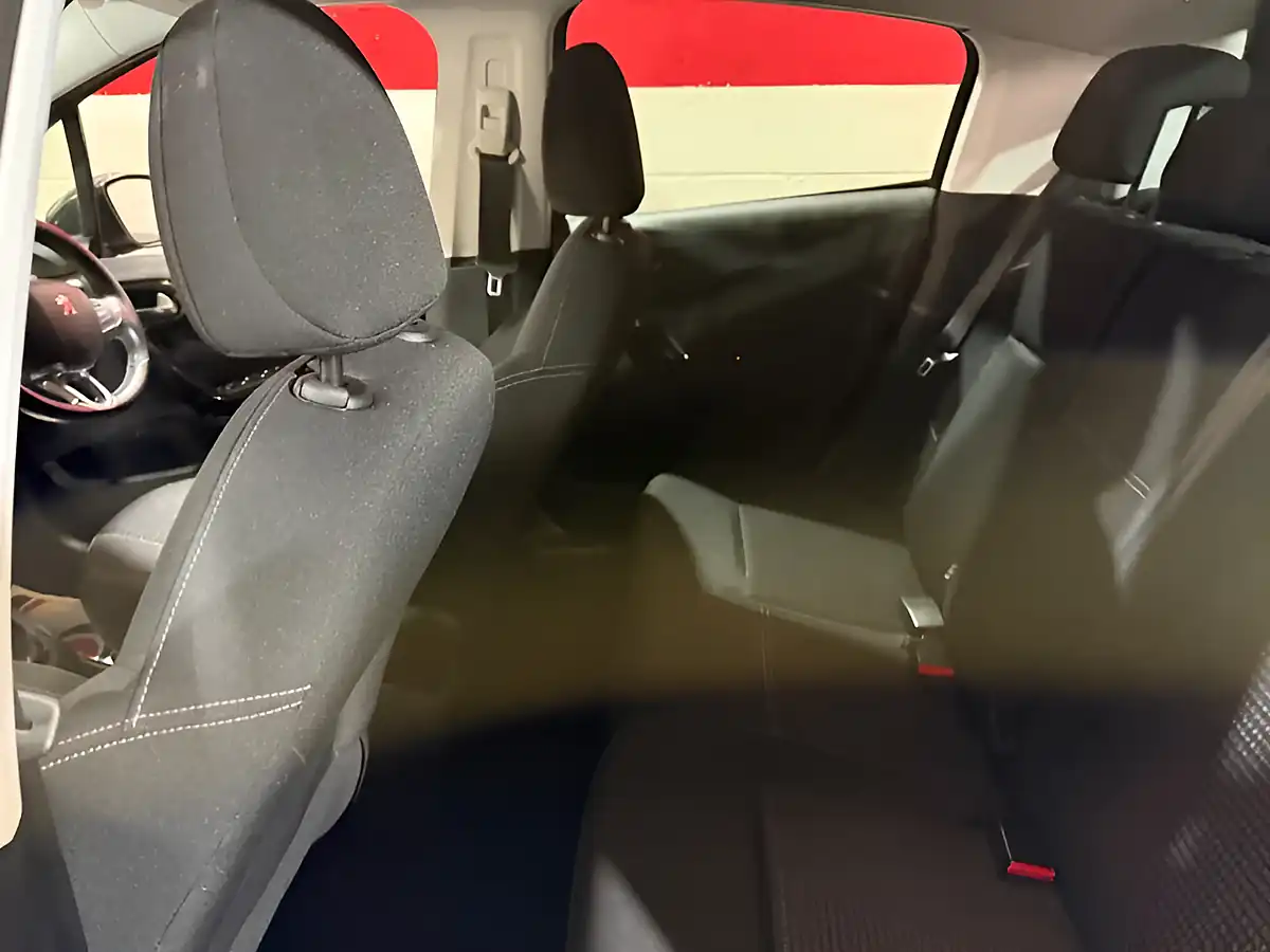 Used 2019 Peugeot 208 Tech Edition Grey - Interior and Exterior details 12
