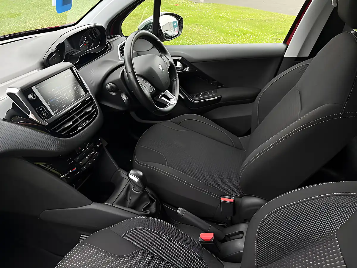 Used 2019 Peugeot 208 Tech Edition Red - Interior and Exterior details 13