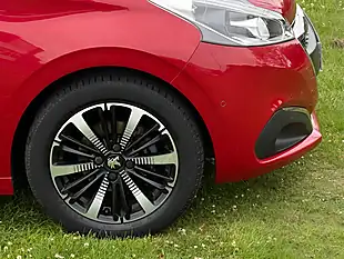 Used 2019 Peugeot 208 Tech Edition Red - Interior and Exterior details 7