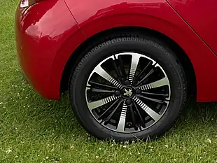 Used 2019 Peugeot 208 Tech Edition Red - Interior and Exterior details 8