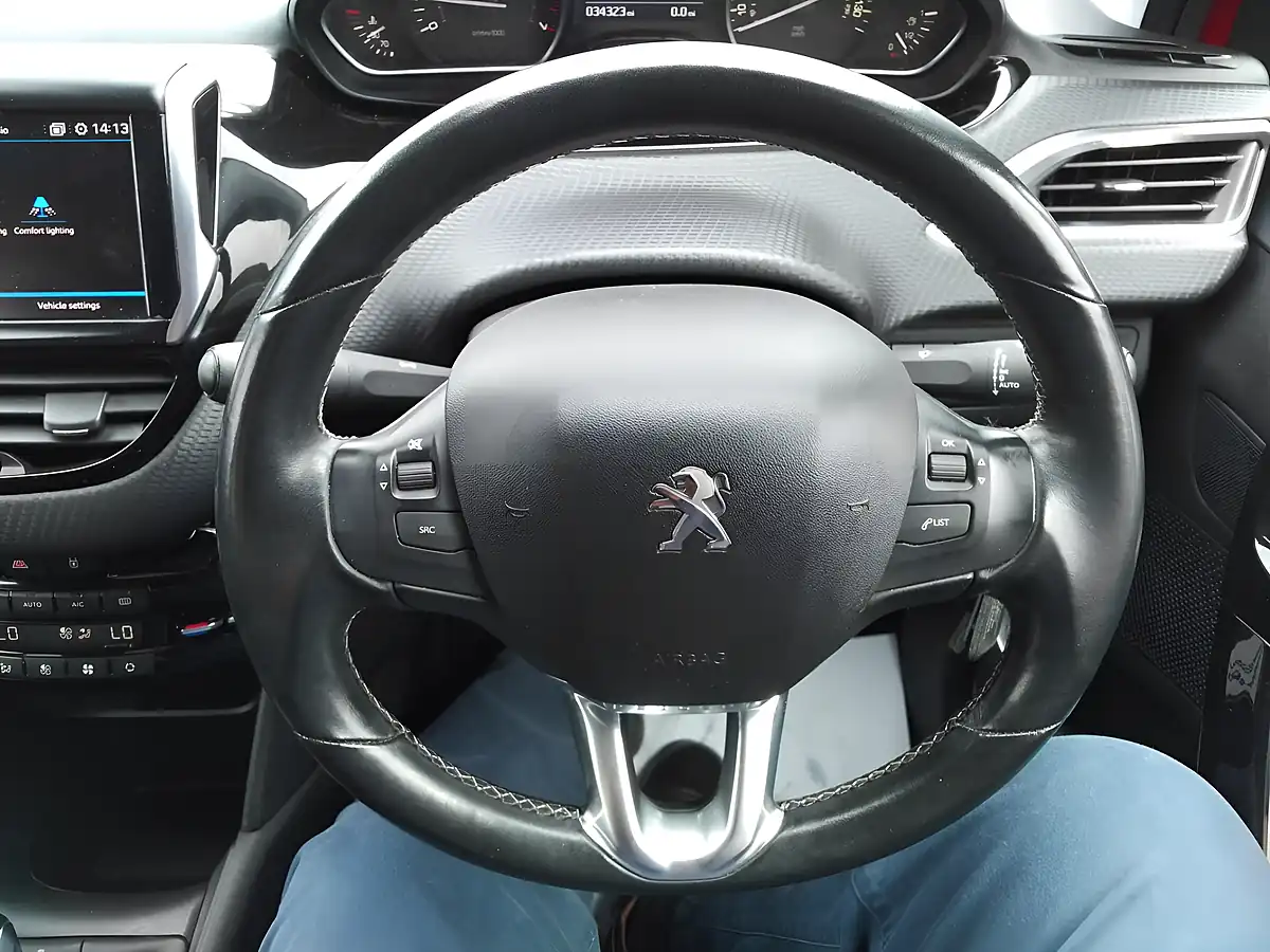 Used 2019 Peugeot 208 Tech Edition Red - Interior and Exterior details 20