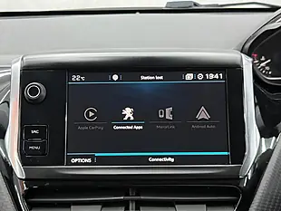 Used 2019 Peugeot 208 Tech Edition White - Interior and Exterior details 18