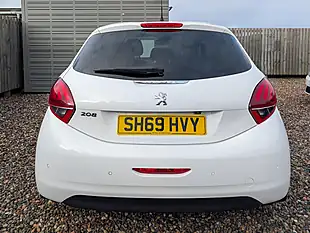 Used 2019 Peugeot 208 Tech Edition White - Interior and Exterior details 14