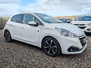 Used 2019 Peugeot 208 Tech Edition White - Interior and Exterior details 6