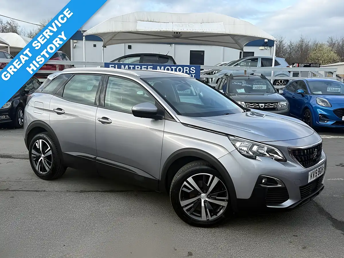 Used 2019 Peugeot 3008 Active Grey - Front View