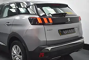 Used 2019 Peugeot 3008 Active Grey - Interior and Exterior details 10