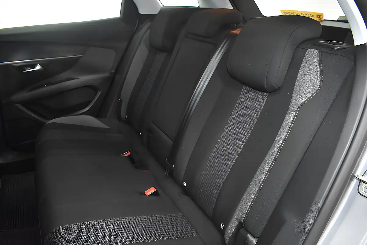 Used 2019 Peugeot 3008 Active Grey - Interior and Exterior details 16