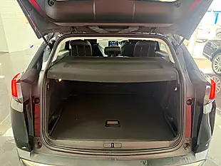 Used 2019 Peugeot 3008 Allure Black - Interior and Exterior details 10
