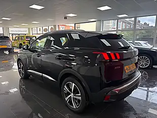 Used 2019 Peugeot 3008 Allure Black - Interior and Exterior details 11