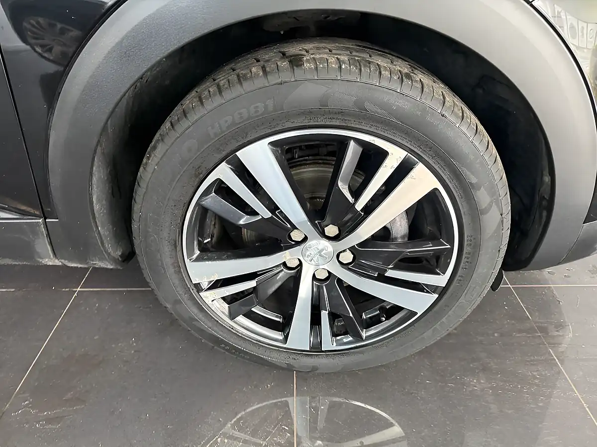 Used 2019 Peugeot 3008 Allure Black - Interior and Exterior details 20